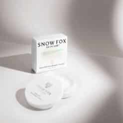 Alternative view of 【 新品登場9折】Snow Fox雪狐-雪融柔霧輕盈定妝蜜粉(含粉撲)